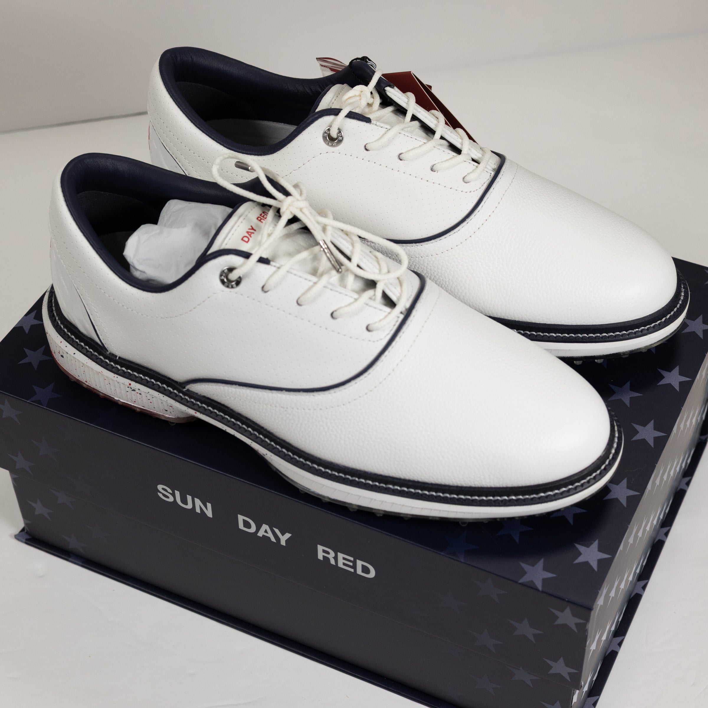 Sun Day Red Pioneer Cypress LE Golf Shoes