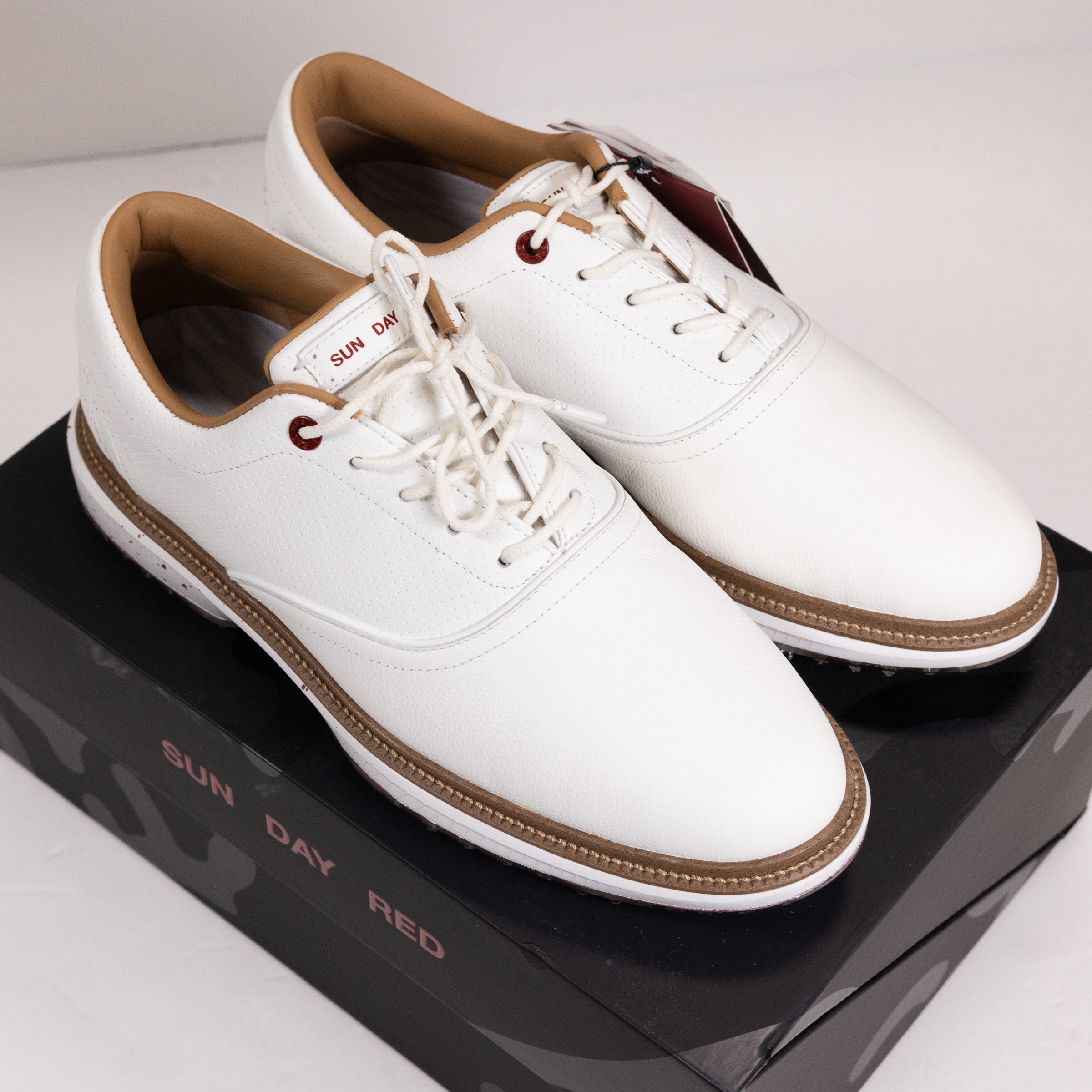Sun Day Red Pioneer Cypress LE Golf Shoes